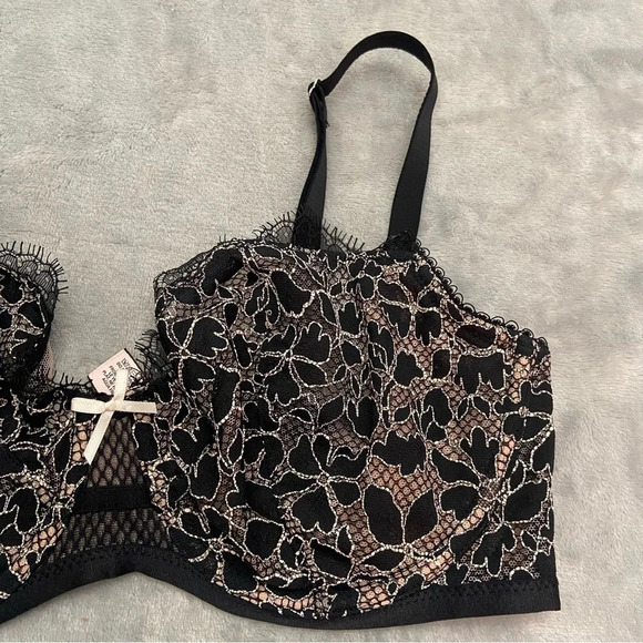 Victoria’s Secret Dream Angels Unlined Demi Bra  21173 - Picture 2 of 6